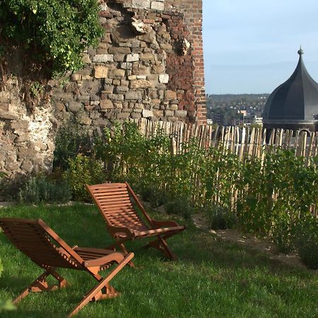 ホテル Bonjour Pierreuse リエージュ エクステリア 写真