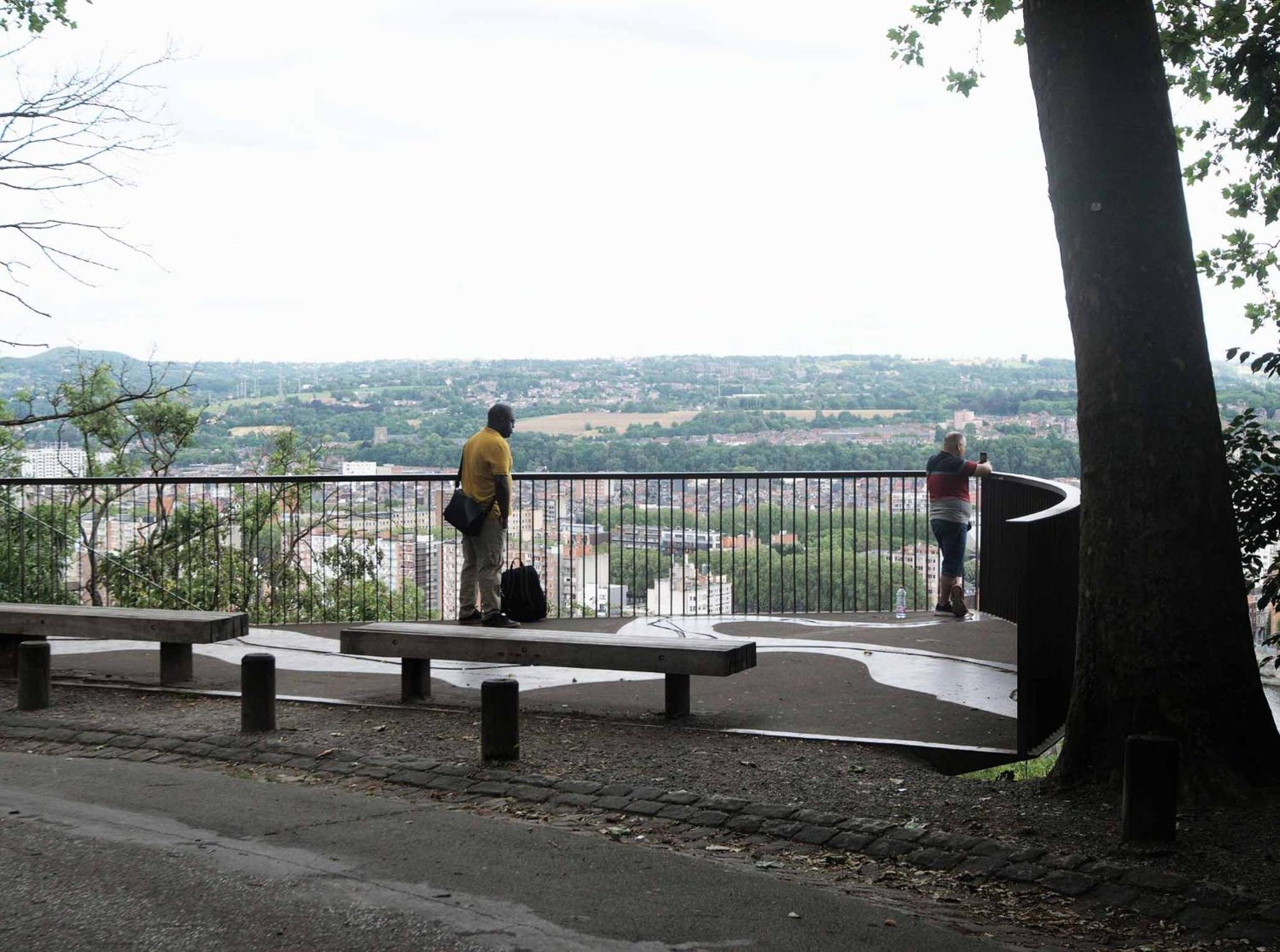 ホテル Bonjour Pierreuse リエージュ エクステリア 写真