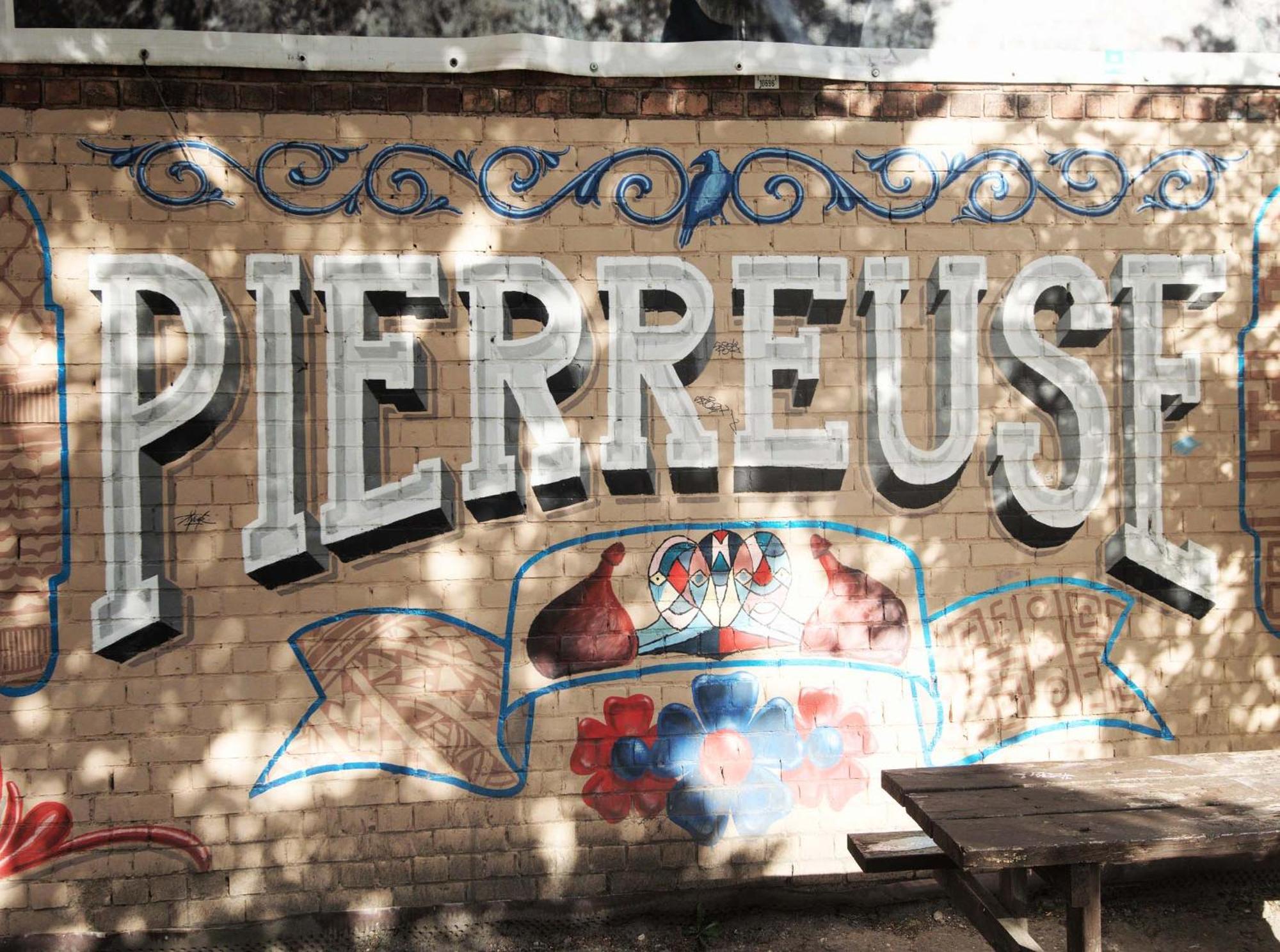 ホテル Bonjour Pierreuse リエージュ エクステリア 写真